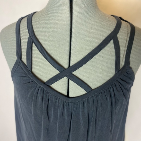 Black Modal Fiber tank by Hummingbird. Criss cross design. - Picture 6 of 10
